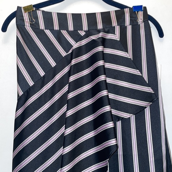 Black Pink and White Skirt NWT Small - Picture 2 of 5